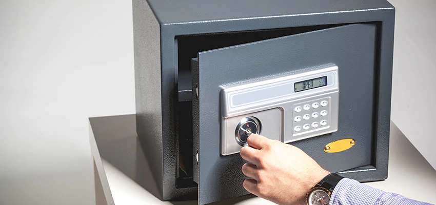 Jewelry Safe Unlocking Service in Inglewood, California